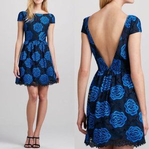 Alice + Olivia Nelly Rose Lace Cap Sleeve Dress